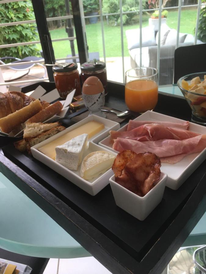 ニーム Essen'Ciel Bed & Breakfast エクステリア 写真